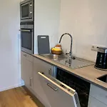 Fuer Gruppen Und Familien -2 Mit 5 Schlafzimmern, 2 Baedern, Grossem Wohnzimmer, Parkplaetzen 볼파겐
