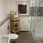 Fuer Gruppen Und Familien -2 Mit 5 Schlafzimmern, 2 Baedern, Grossem Wohnzimmer, Parkplaetzen 아파트 볼파겐