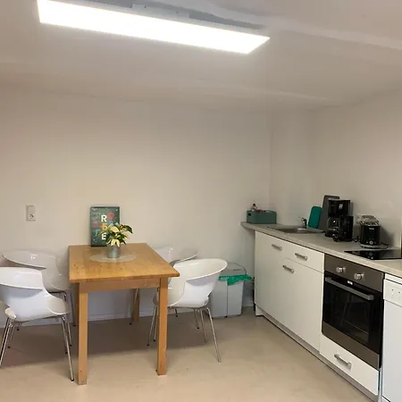 Fuer Gruppen Und Familien - Modern Und Fachwerk - Auf Einer Etage Mit 5 Schlafzimmern, 2 Baedern, Wohnzimmer, Parkplaetzen