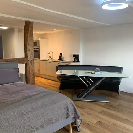 Fuer Gruppen Und Familien - Modern Und Fachwerk - Auf Einer Etage Mit 5 Schlafzimmern, 2 Baedern, Wohnzimmer, Parkplaetzen * Wolfhagen