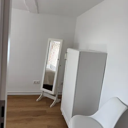 Apartmán Fuer Gruppen Und Familien -2 Mit 5 Schlafzimmern, 2 Baedern, Grossem Wohnzimmer, Parkplaetzen